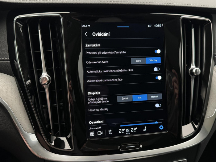 Volvo V60 CC B5 AWD ULTIMATE AUT 1.maj. 2.0 CC CC