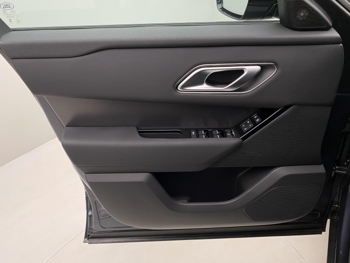 Land Rover Range Rover Velar D200 S AUT AWD 2.0 d