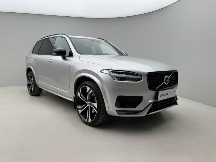 Volvo XC90 B5 AWD R-DESIGN 7MÍSTNÁ AUT