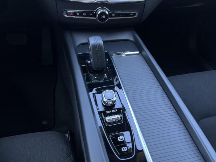 Volvo XC60 B4 AWD MOMENTUM Aut 1.maj. 2.0 Momentum
