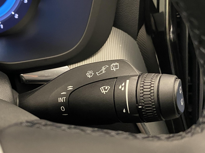 Volvo XC60 B5 AWD PLUS DARK AUT CZ 1.maj