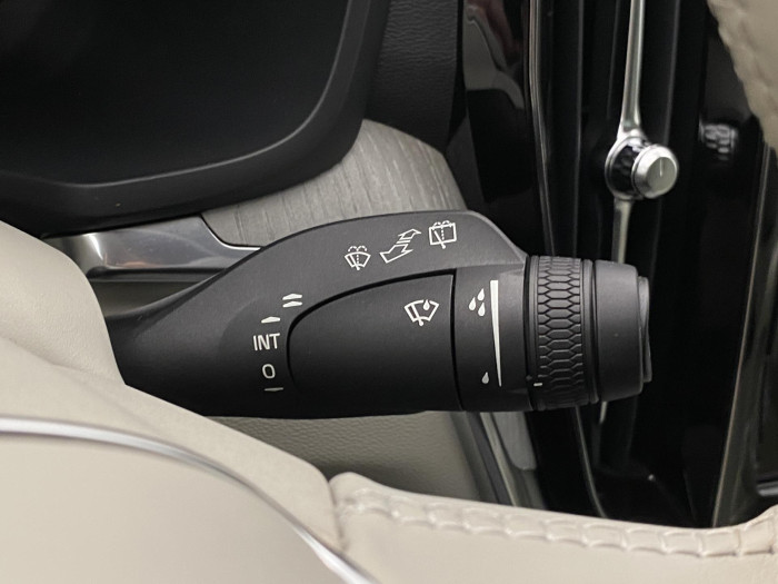 Volvo V60 CC B4 AWD BRIGHT PLUS AUT CZ