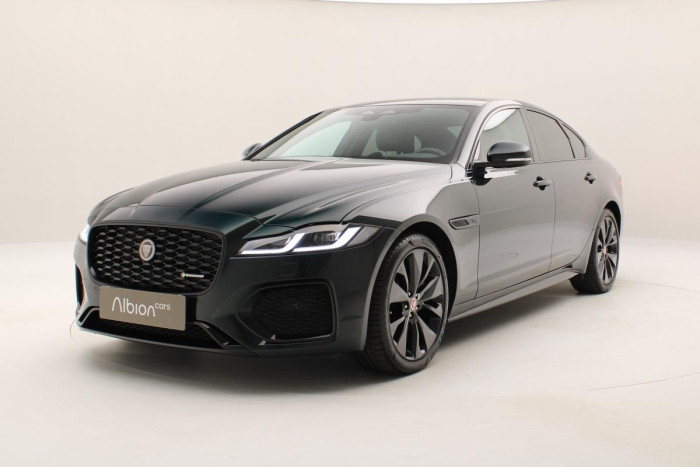 Jaguar XF D200 R-DYNAMIC REZERVACE 2.0 d Dynamic