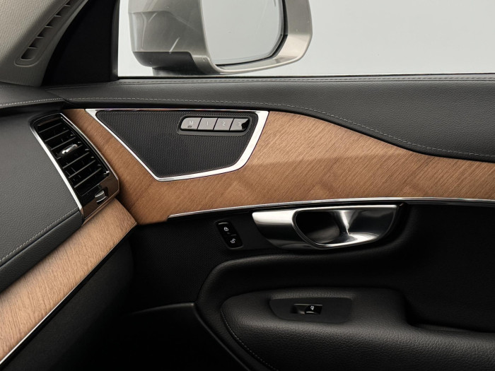 Volvo XC90 B5 AWD INSCRIPTION CZ 1.maj
