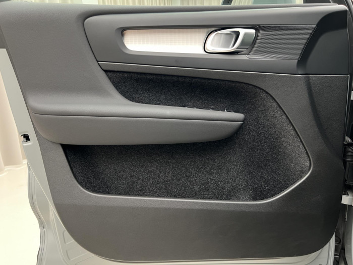 Volvo XC40 B4 CORE AUT 1.maj.