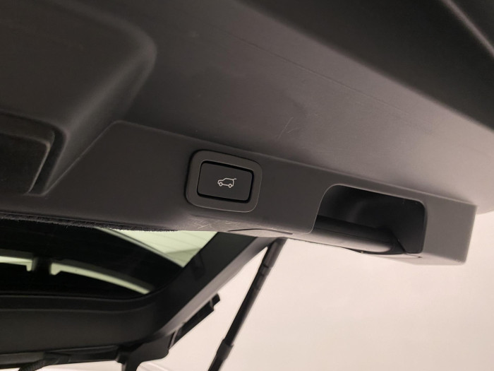 Land Rover Range Rover Sport 4.4 SDV8 AWD HSE REZERVACE