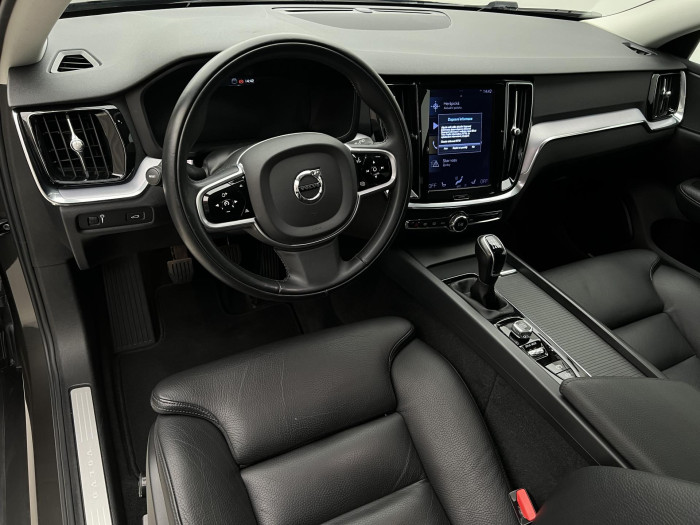 Volvo V60 D3 MOMENTUM PRO 1.maj. 2.0 d Momentum