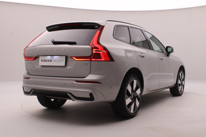 Volvo XC60 T6 AWD PLUG-IN DARK PLUS CZ