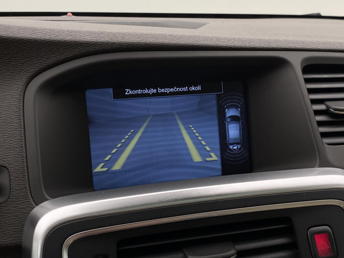 Volvo S60 D5 SUMMUM AUT CZ 2.4 d Summum