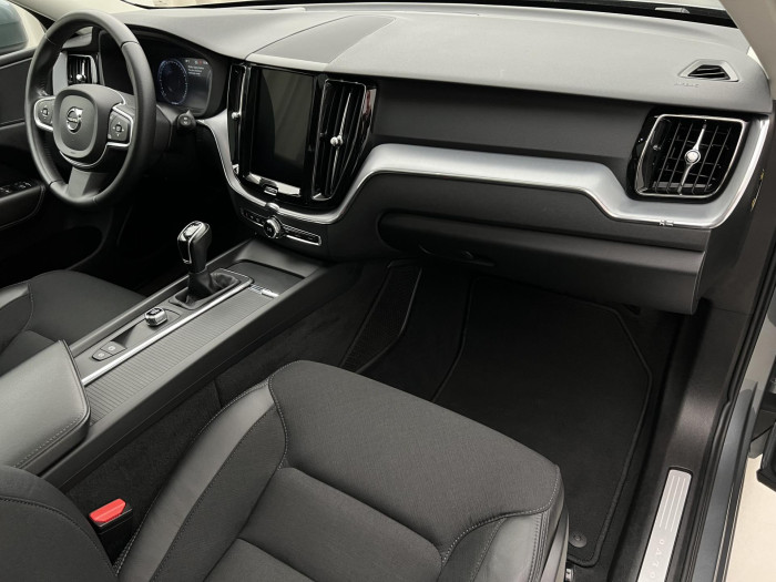 Volvo XC60 D3 MOMENTUM 1.maj. 2.0 d Momentum