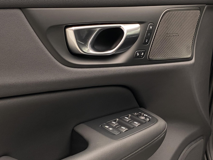 Volvo V60 B4 AUT BRIGHT PLUS