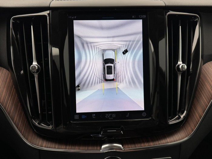 Volvo XC60 T8 AWD RECHARGE BRIGHT PLUS