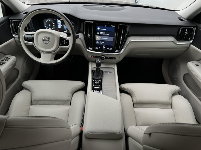 Volvo V60 CC D4 AWD POLESTAR AUT CZ 2.0 d CC CC