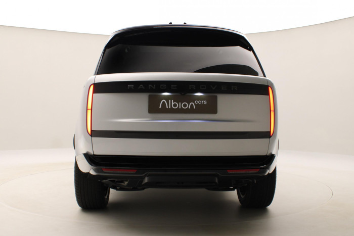 Land Rover Range Rover P550e AUTOBIOGRAPHY