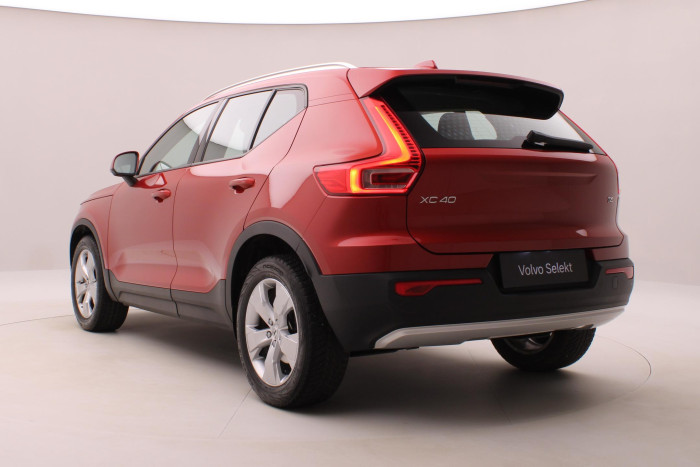 Volvo XC40 T4 MOMENTUM AUT CZ 2.0 Momentum
