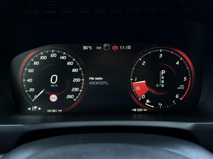 Volvo XC90 D5 AWD MOMENTUM Aut CZ 2.0 d Momentum