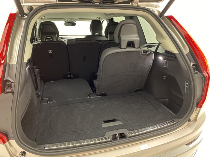Volvo XC90 B5 AWD AUT BRIGHT PLUS 7míst 2.0 Plus