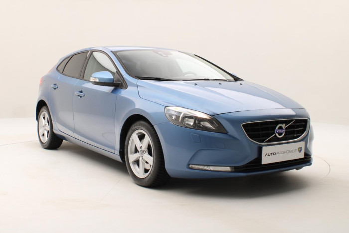 Volvo V40 T2 NEZÁVISLÉ TOPENÍ REZERVACE