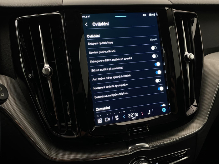 Volvo XC60 B4 AWD PLUS DARK AUT CZ