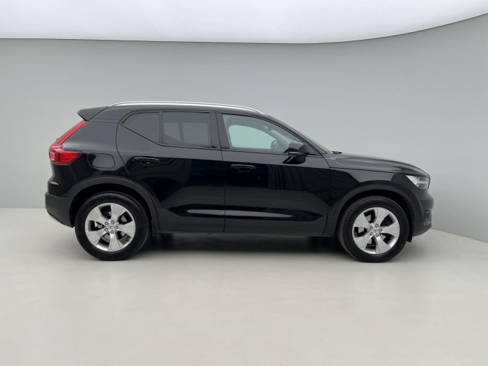 Volvo XC40 D4 AWD MOMENTUM AUT 2.0 d Momentum