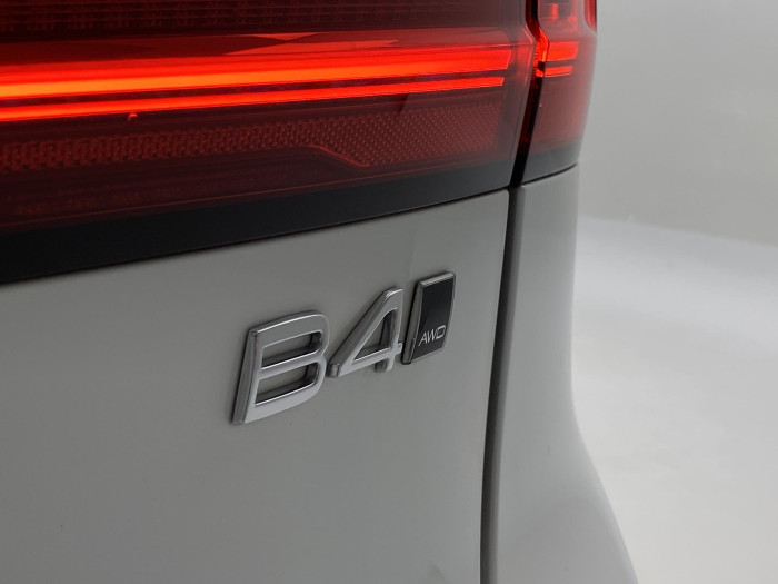 Volvo V90 CC B4 AWD ULTIMATE AUT CZ 2.0 CC CC