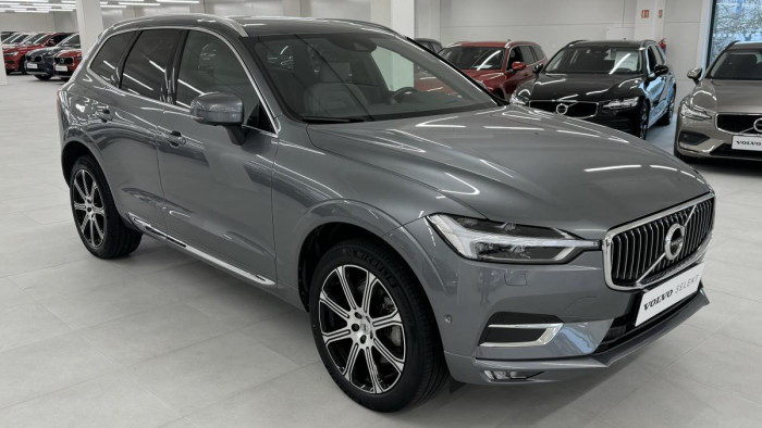 Volvo XC60 B6 AWD INSCRIPTION REZERVACE