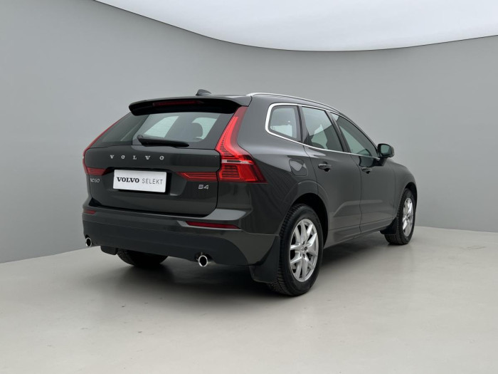 Volvo XC60 B4 AWD MOMENTUM Aut REZERVACE 2.0 Momentum