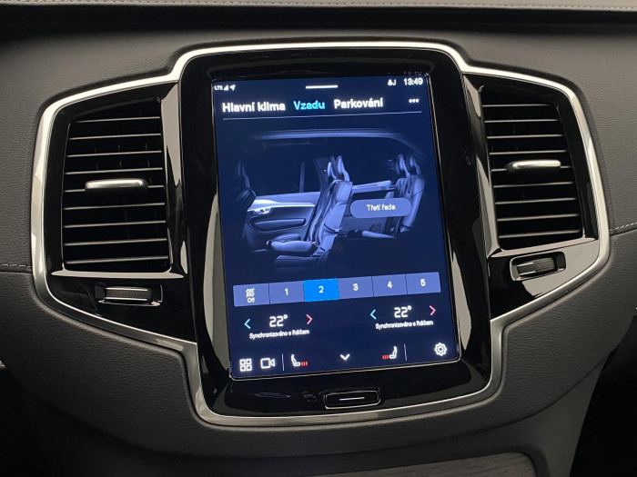 Volvo XC90 B5 AWD ULTIMATE DARK CZ 7míst