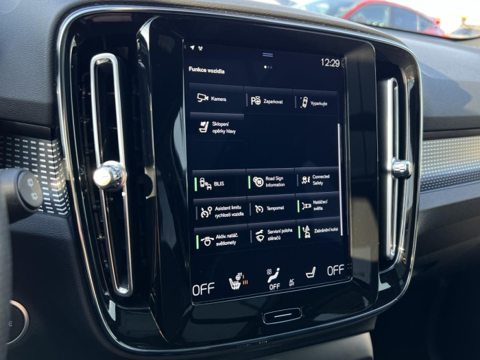 Volvo XC40 T5 R-DESIGN RECHARGE Aut 1.maj