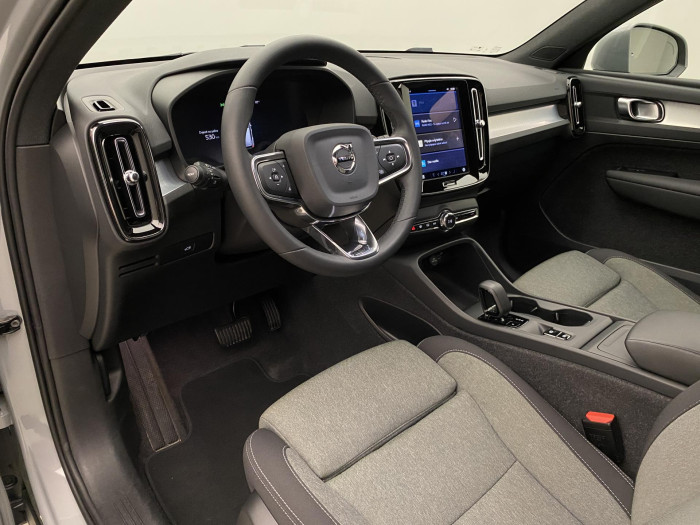 Volvo XC40 B4 CORE AUT 1.maj