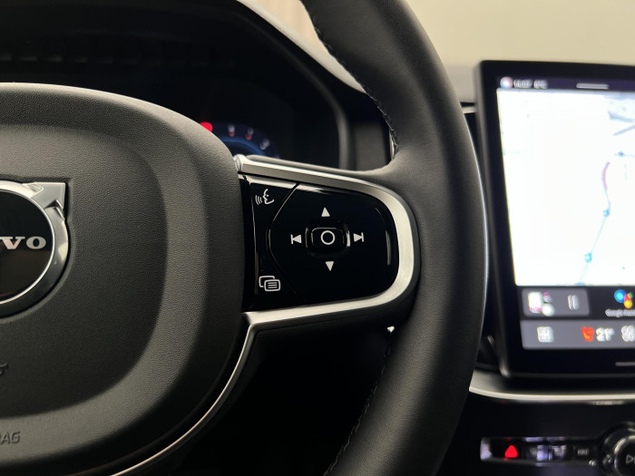 Volvo XC90 B5 AWD PLUS BRIGHT 7MÍST CZ