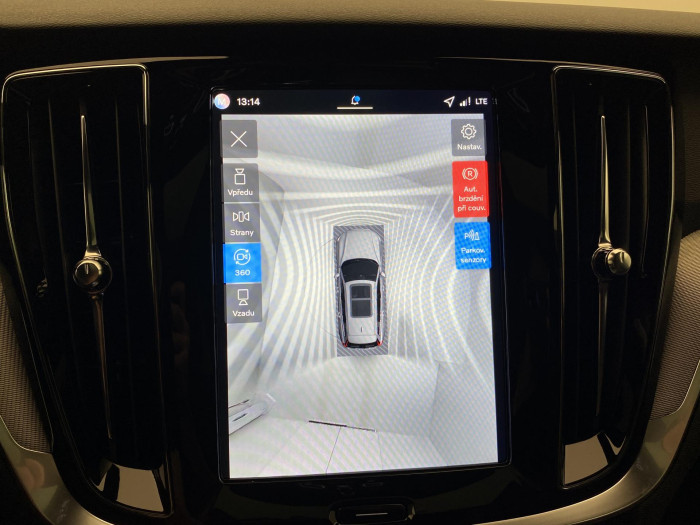 Volvo V60 B4 AUT DARK PLUS