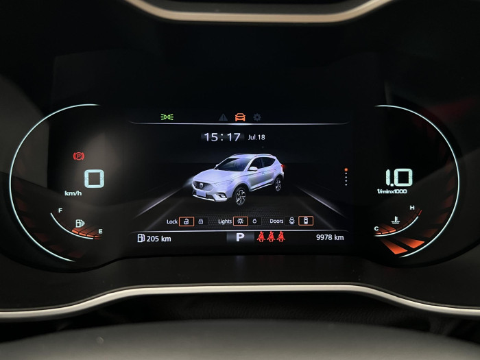 MG ZS 1.0T EXCLUSIVE AUT CZ 1.maj. 1.0 Exclusive