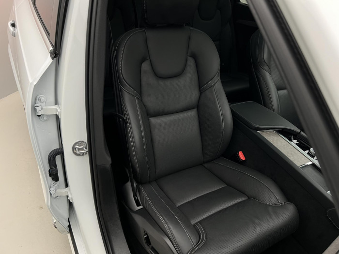 Volvo XC90 B5 AWD PLUS BRIGHT VZDUCH