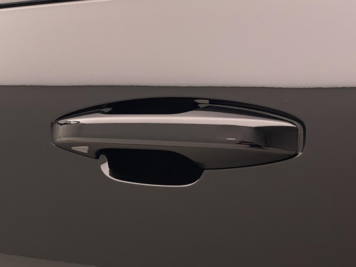 Volvo XC40 B4 AUT PLUS BLACK EDITION