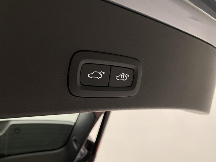 Volvo XC40 D3 INSCRIPTION AUT REZERVACE 2.0 d