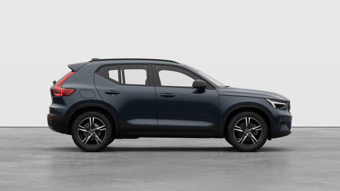 Volvo XC40 B3 AUT DARK PLUS