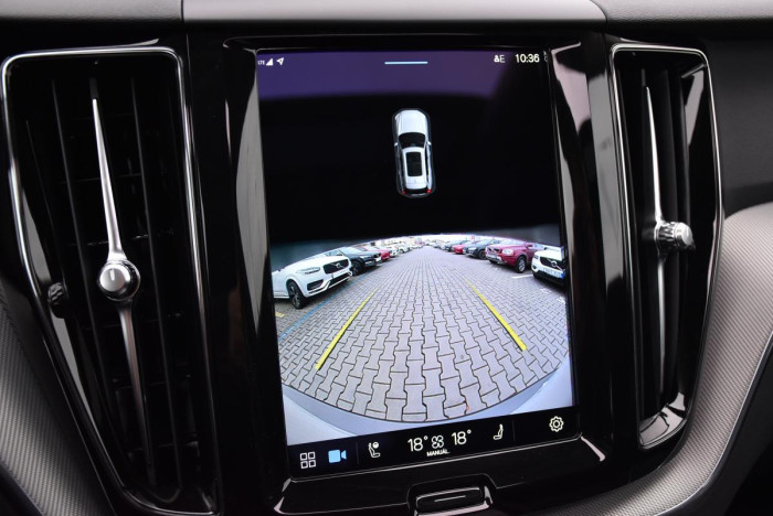 Volvo XC60 B4 AWD DARK PLUS REZERVACE 2.0 Plus