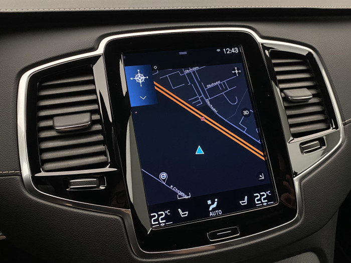 Volvo XC90 B5 AWD R-DESIGN AUT REZERVACE