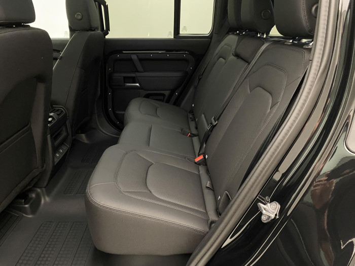 Land Rover Defender 110 D200 S AWD AUT 3.0 d