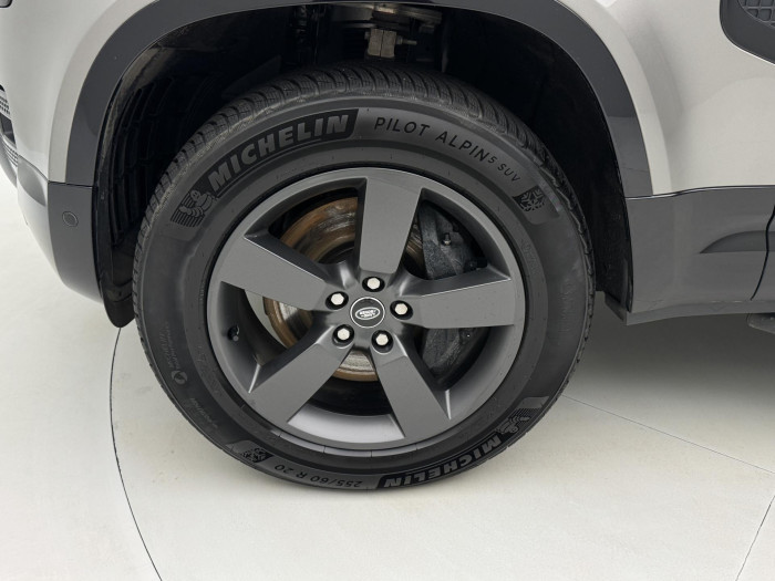 Land Rover Defender 110 P425 X-DYNAMIC HSE AWD CZ 5.0 Dynamic