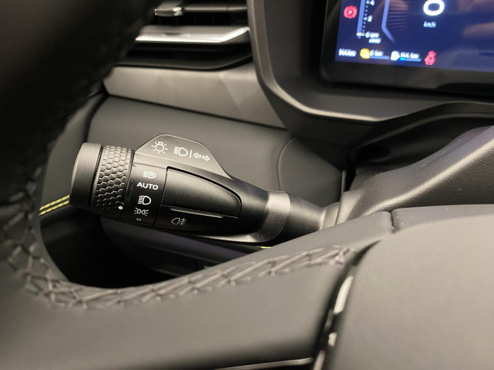 Lynk & Co 01 MORE PHEV