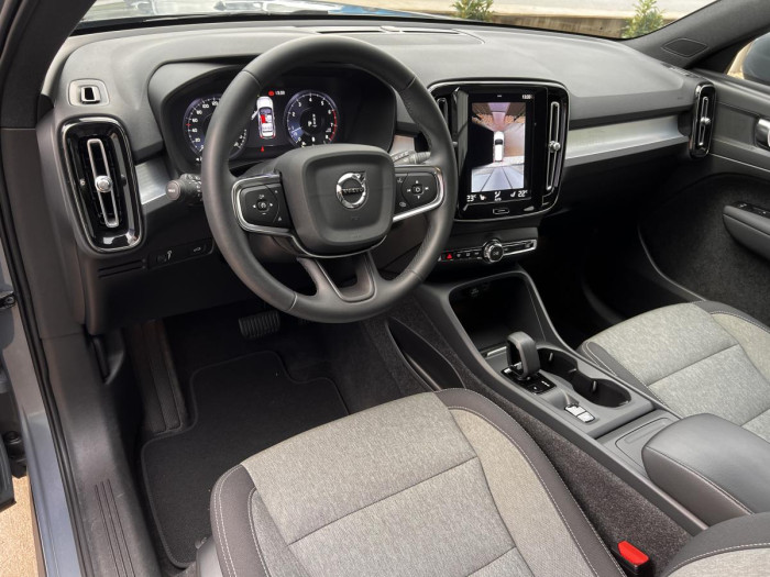 Volvo XC40 B4 MOMENTUM Aut 1.maj. 2.0 Momentum