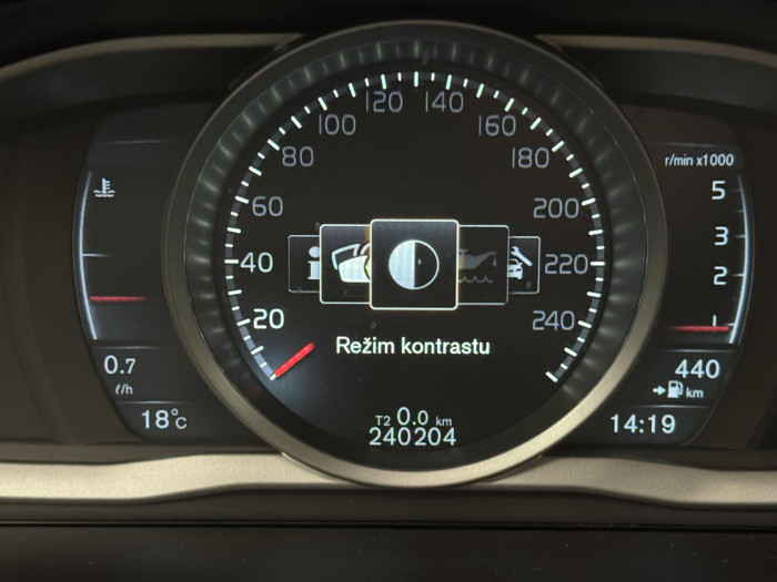 Volvo XC60 D4 MOMENTUM AUT CZ 2.4 d Momentum