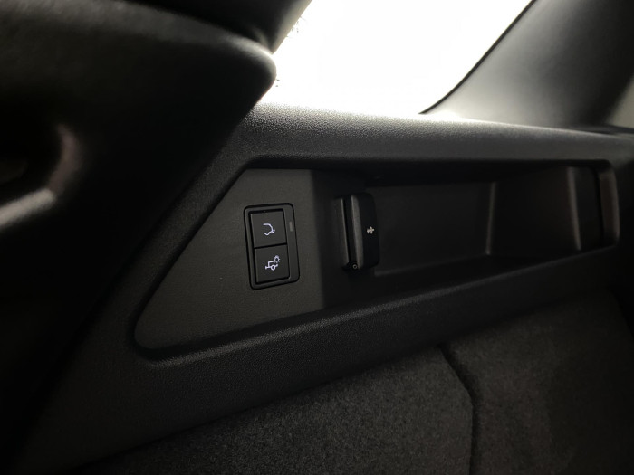 Land Rover Discovery Sport D200 DYNAMIC SE AWD AUT 2.0 d Dynamic SE