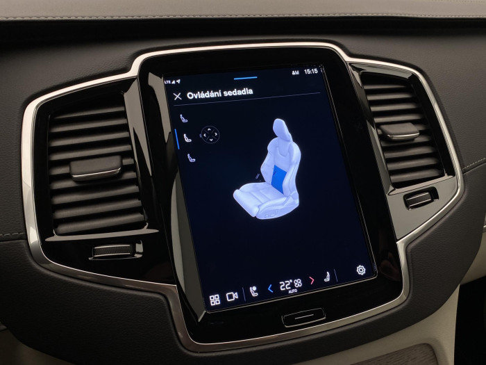 Volvo XC90 T8 AWD RECHARGE DARK REZERVACE