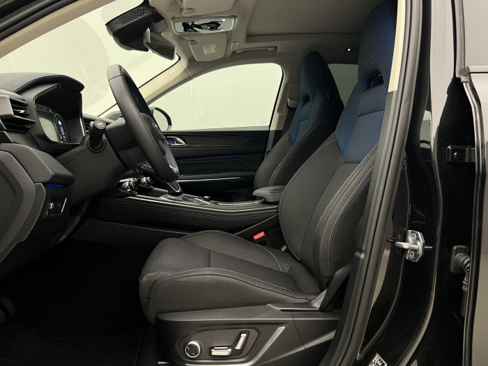 Lynk & Co 01 HEV DCT AUT