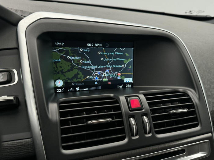 Volvo XC60 D4 AWD SUMMUM AUT REZERVACE 2.4 d Summum
