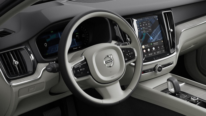 Volvo V60 B4 AUT DARK PLUS