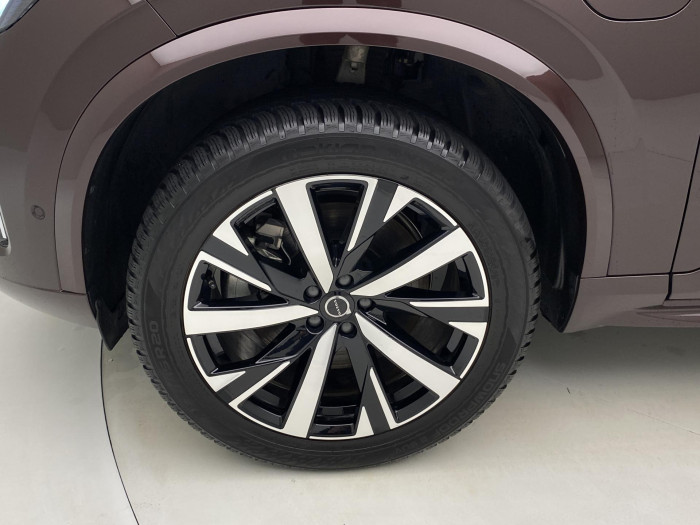 Volvo XC90 T8 AWD RECHARGE REZERVACE